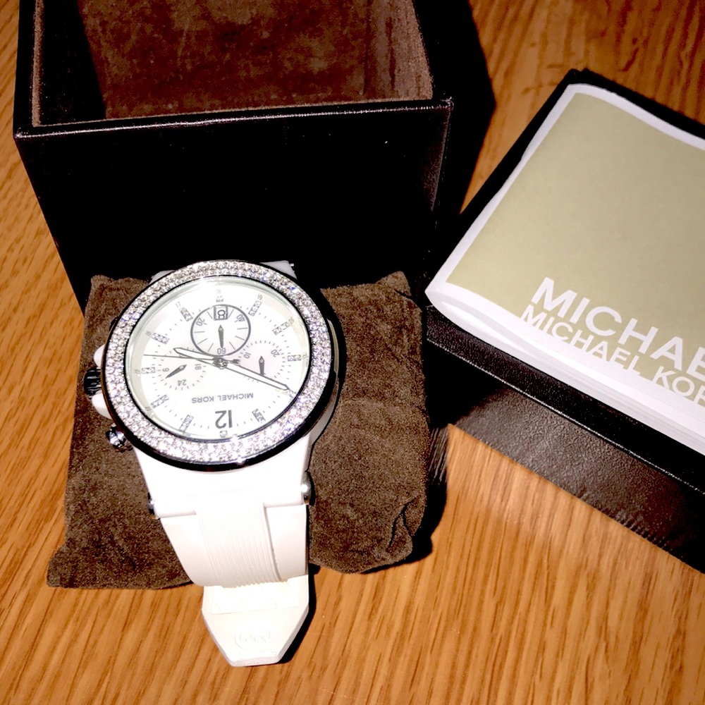 Brand New Michael Kors Diamond Bel-Air Watch